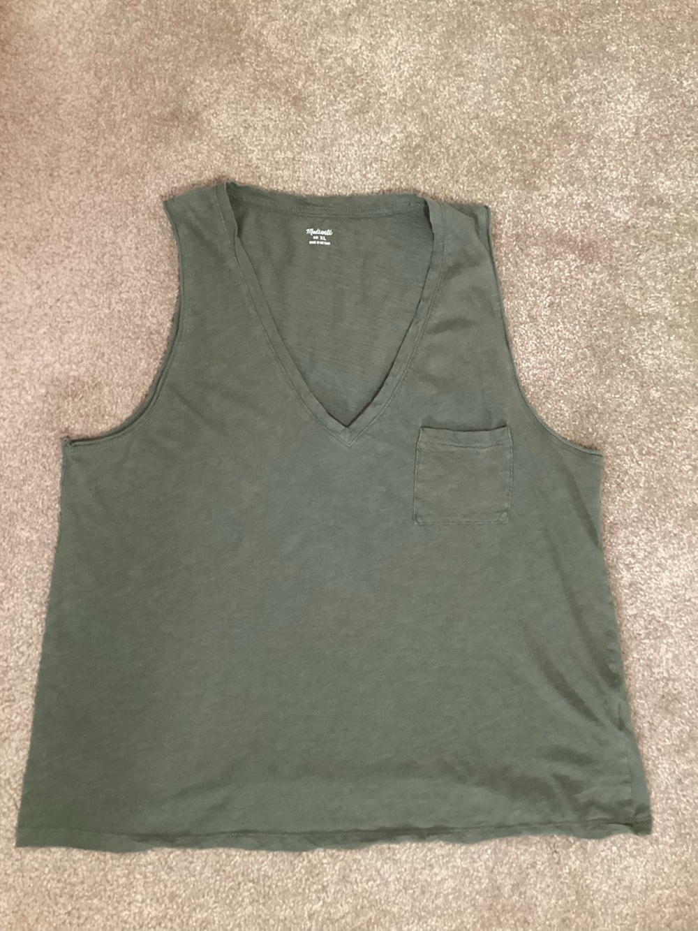 Madewell XL Army Olive Green V-Neck Sleeveless Tank Top Lightweight Cotton